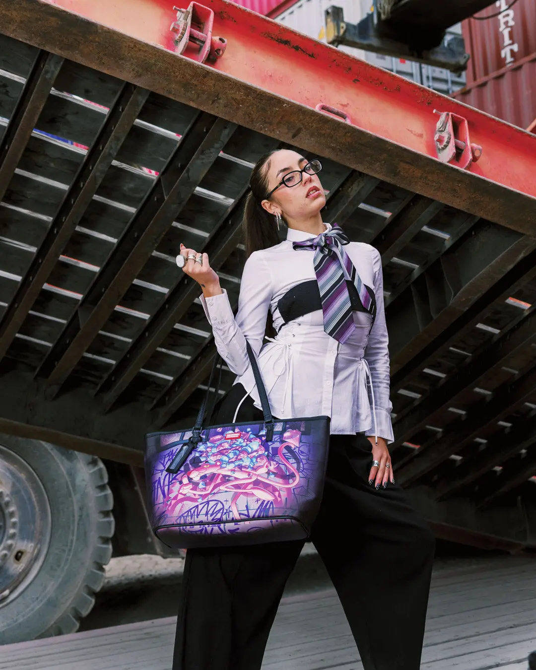 PINK PANTHER DIAMOND HEIST TOTE - Image 2