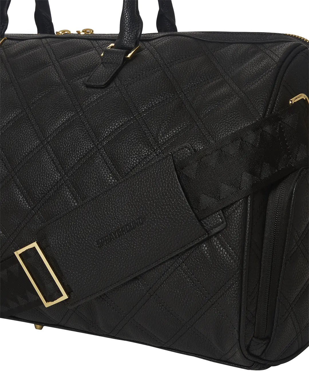 NOIR QUILT GOLD CHAIN SHARK DUFFLE - Image 13