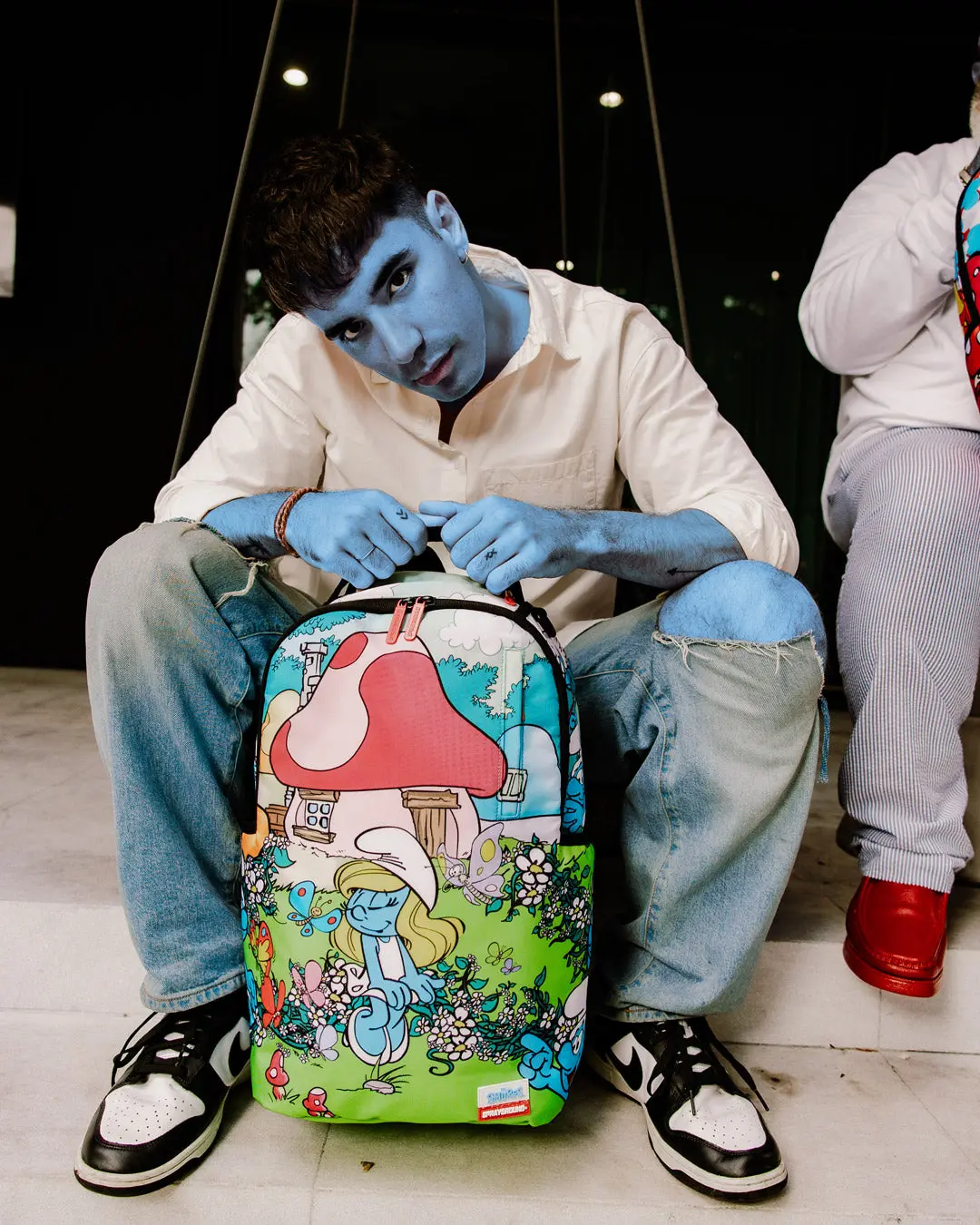 SMURFS IN THE GARDEN BACKPACK - Image 4