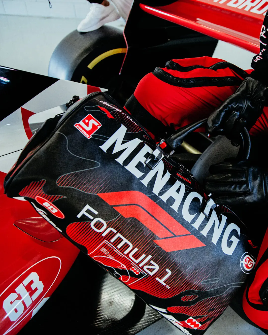 FORMULA 1 MENACING DUFFLE - Image 4