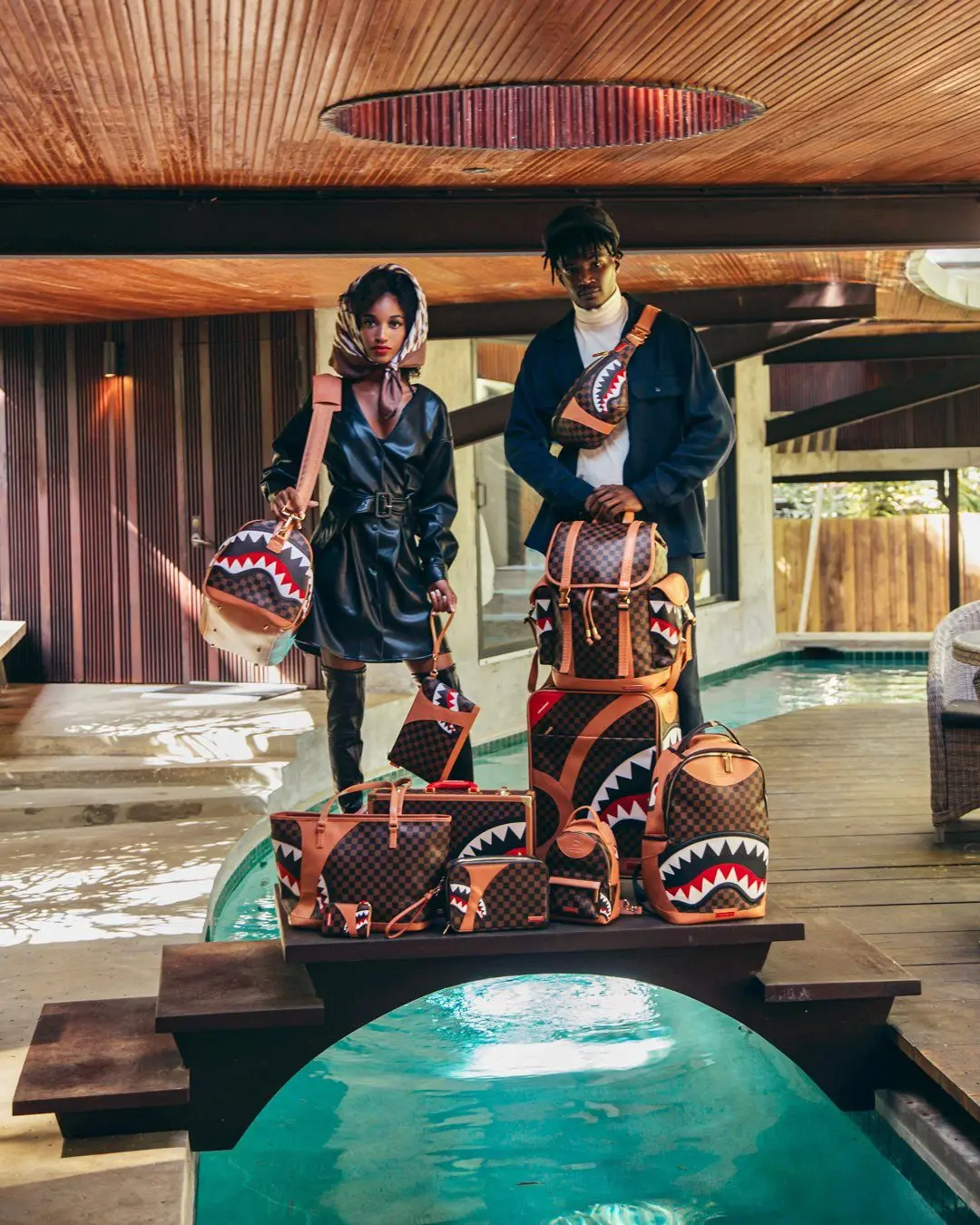 HENNY AIR TO THE THRONE TOILETRY - Image 9