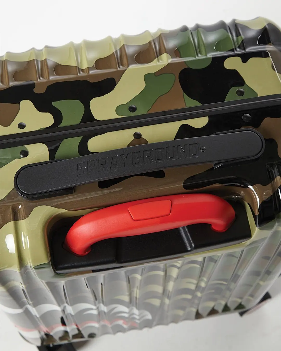 SHARKNAUTICS (CAMO) 21.5” CARRY-ON LUGGAGE - Image 6