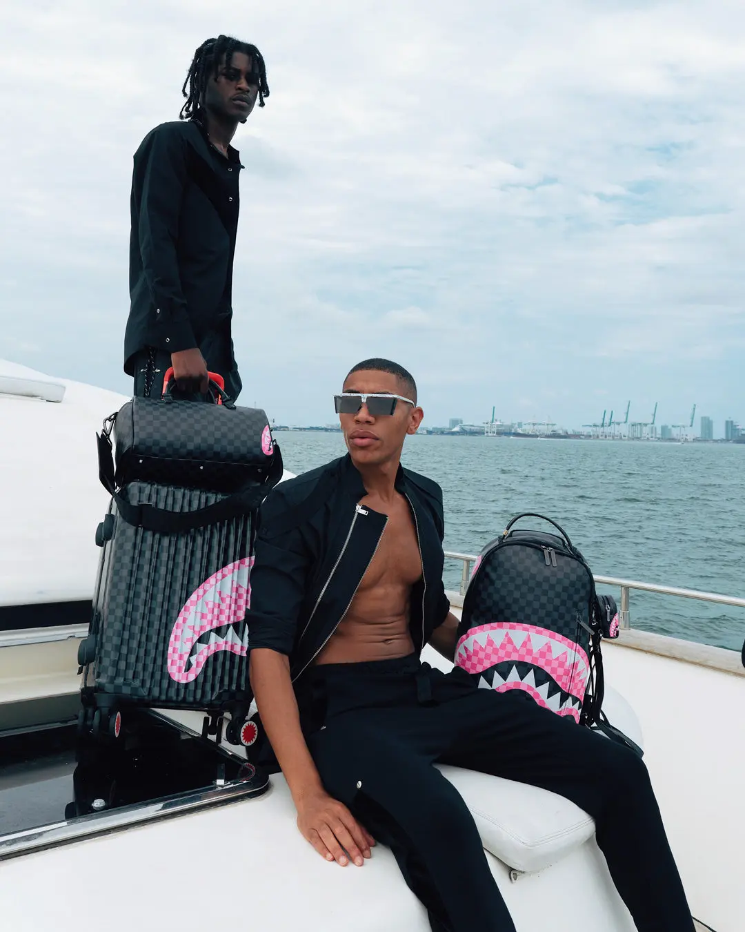 SHARKS IN CANDY BACKPACK (DLXV) - Image 4
