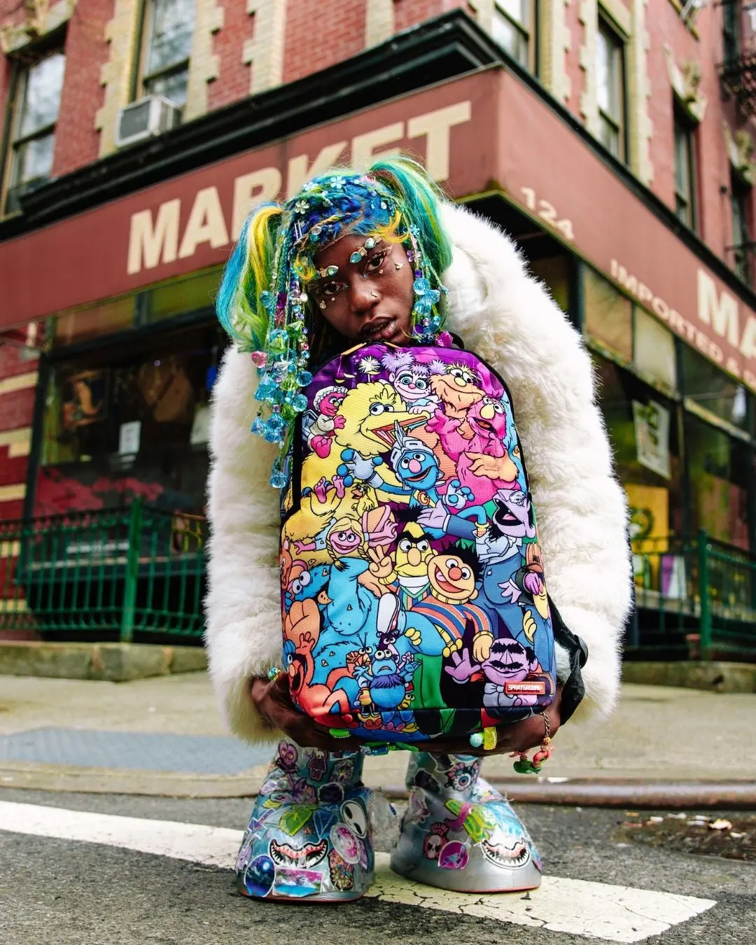SESAME STREET FAMILIA DLXSR BACKPACK - Image 2