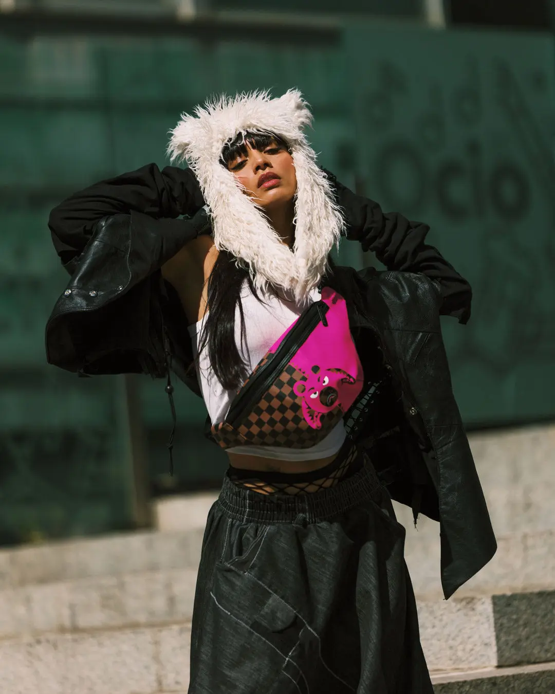 GUMDROP MONEY BEAR SHARK SAVVY CROSSBODY - Image 2