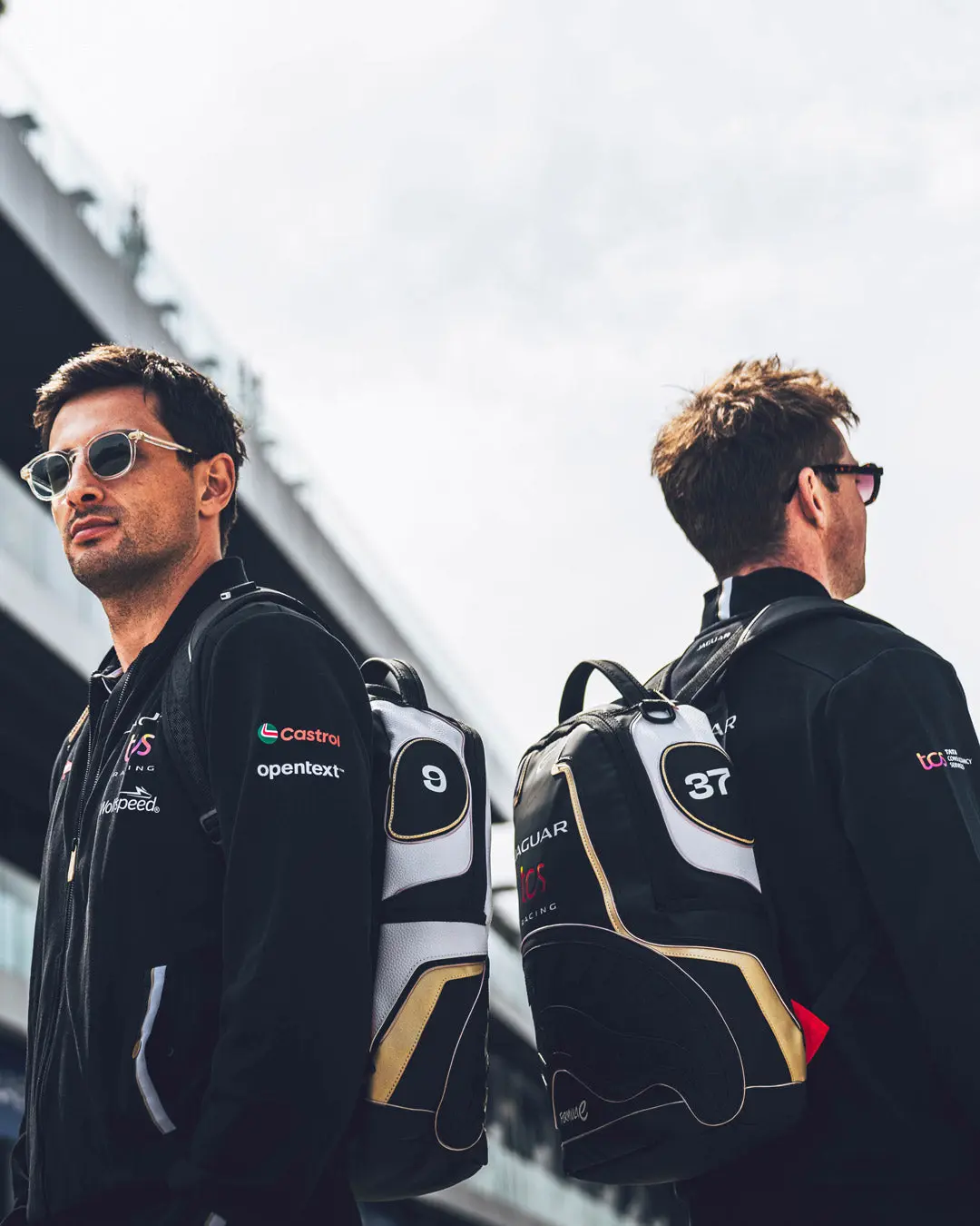 FORMULA-E JAGUAR LED BACKPACK - Image 5