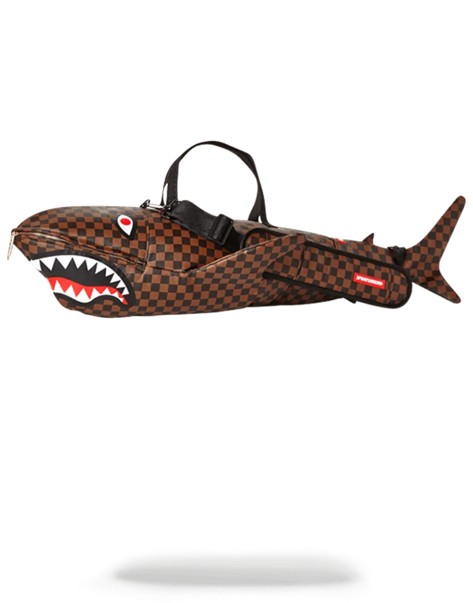 A SHARK IN PARIS - Image 4