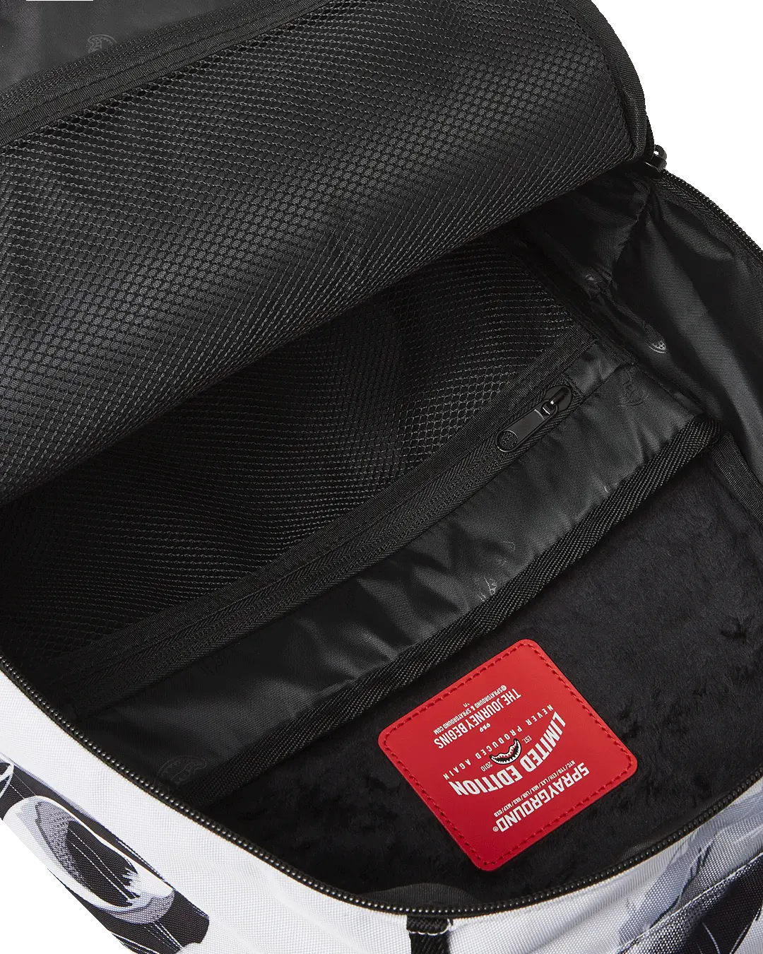 CATWOMAN INTO THE NIGHT BACKPACK - Image 11