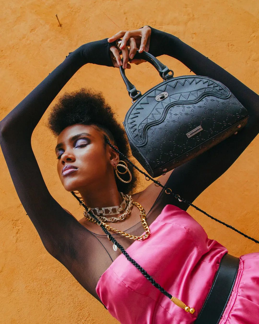 PRI$M SUPERJET SHARK HANDBAG - Image 6