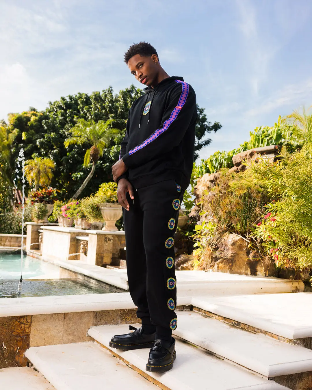 A.I. 12 BROOKLYN & BEYOND - SANDFLOWER COLLAB HOODY - Image 2