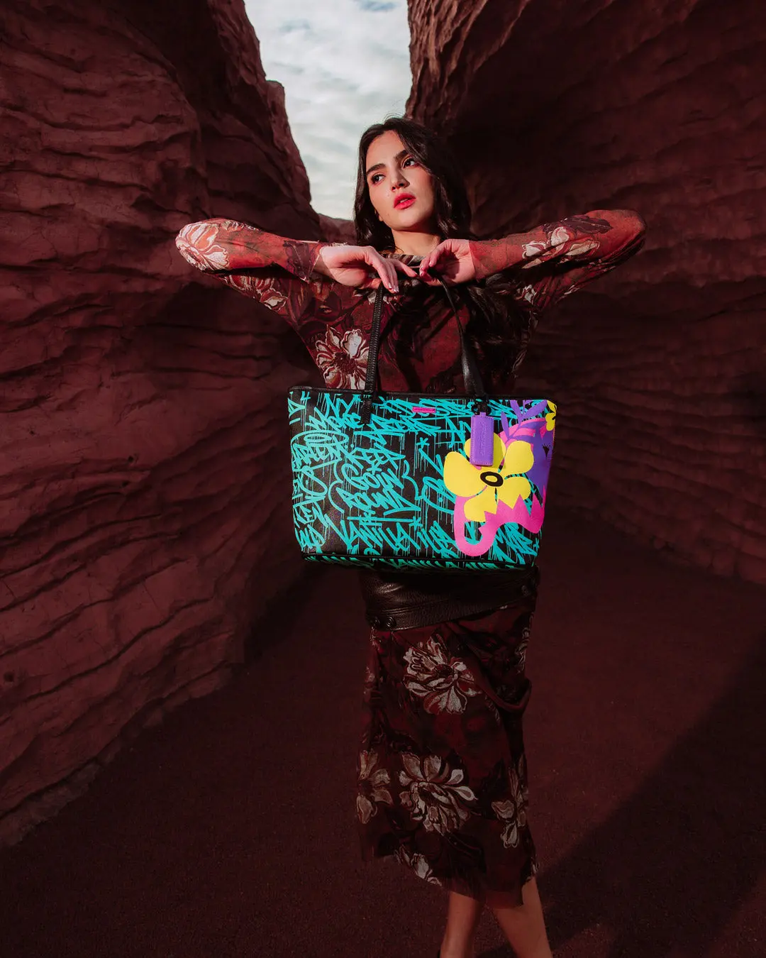 GARDEN GLAMOUR TOTE - Image 2
