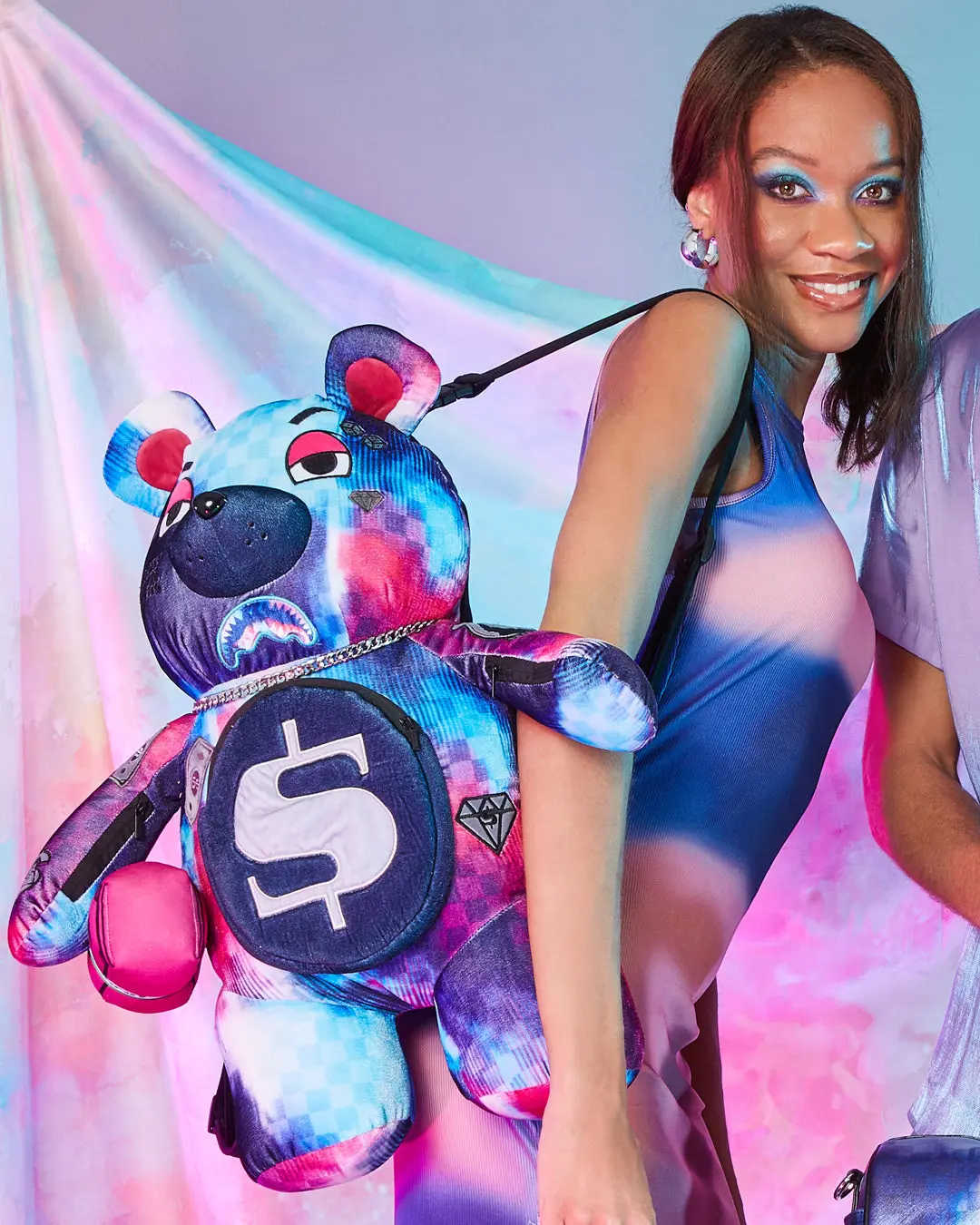 SHARKCLUB ELECTRONICA MONEYBEAR TEDDYBEAR BACKPACK - Image 10