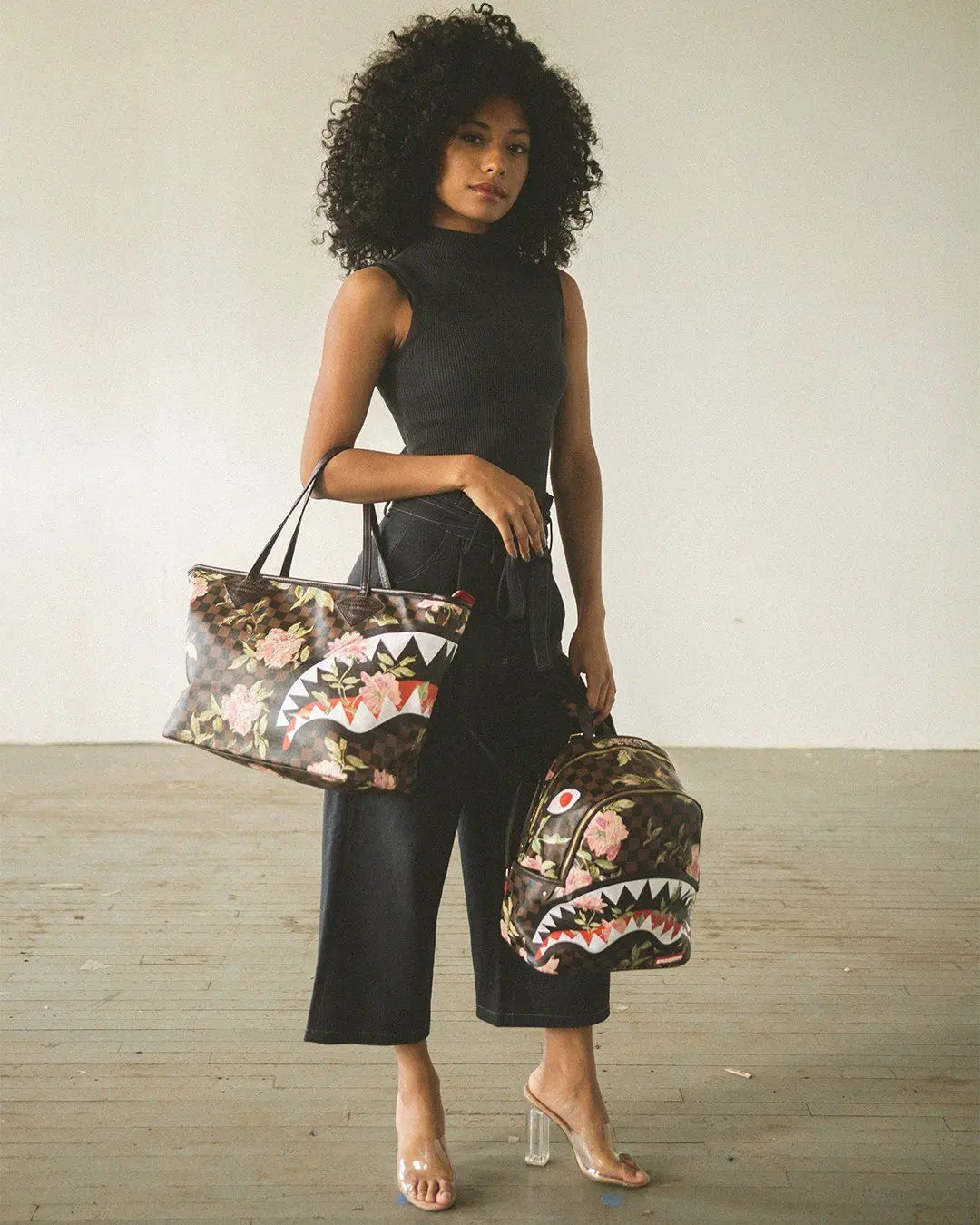 SHARKFLOWER TOTE - Image 12