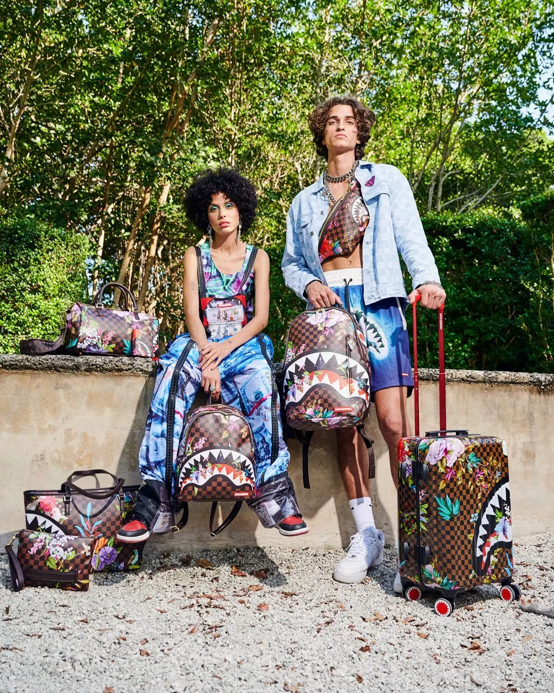 GARDEN OF SHARKS SAVVY CROSSBODY - Image 6