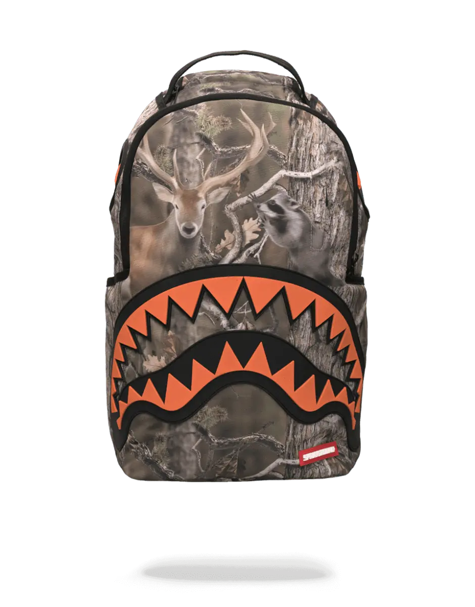 WILD LIFE HUNTER RUBBER SHARK BACKPACK