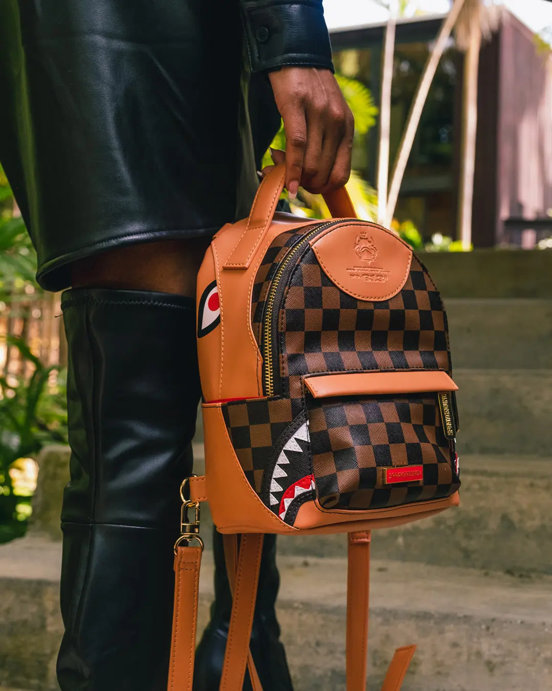 HENNY AIR TO THE THRONE QUATTRO BACKPACK - Image 8