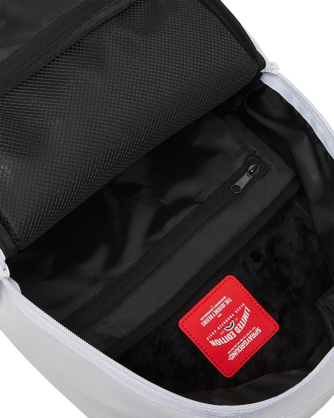 SHARK CENTRAL (WHT) BACKPACK (DLXV) - Image 12