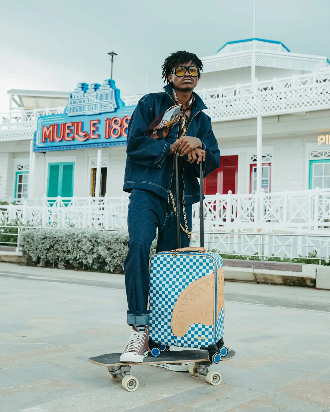 NEW SHARK YACHT CLUB IMPERIAL CARRY-ON LUGGAGE - Image 2